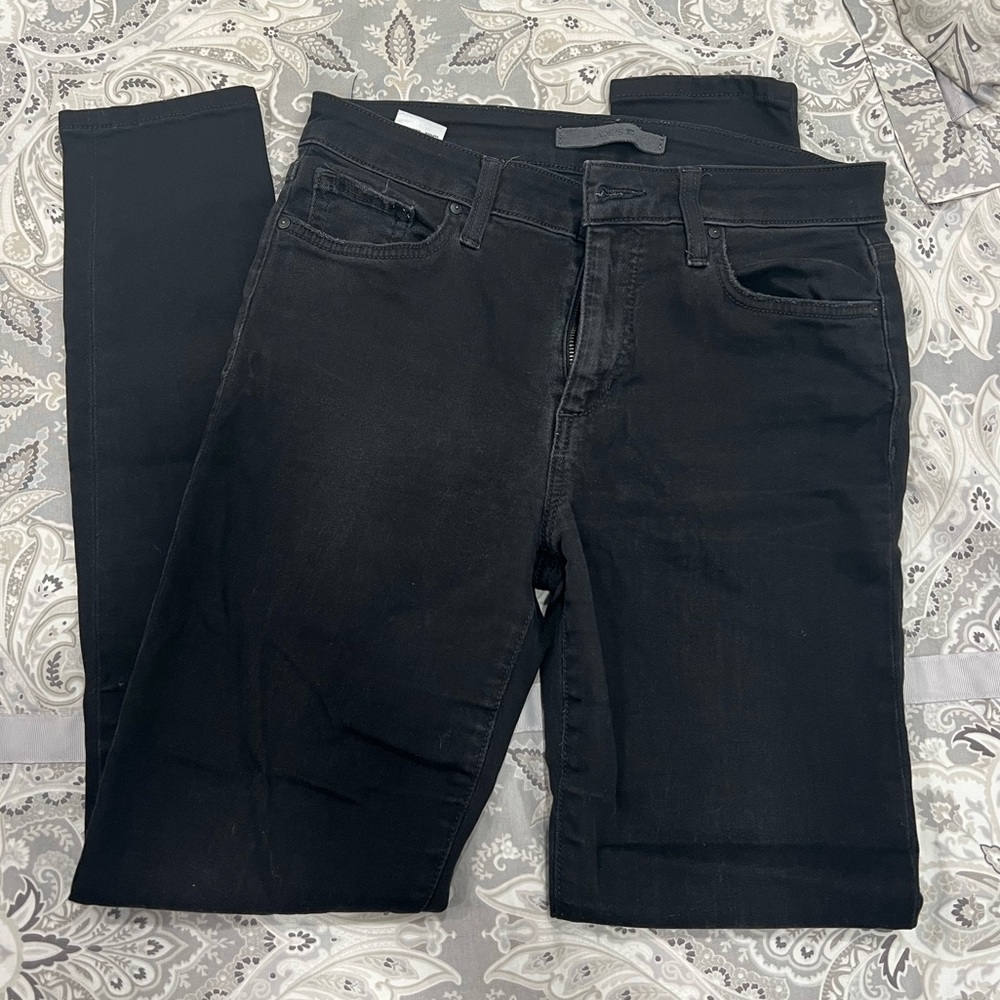 Joe’s black skinny jeans